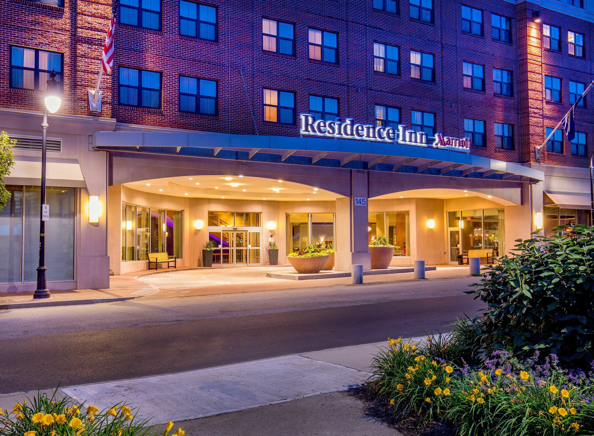 Residence Inn Portland Downtown Waterfront Exterior foto